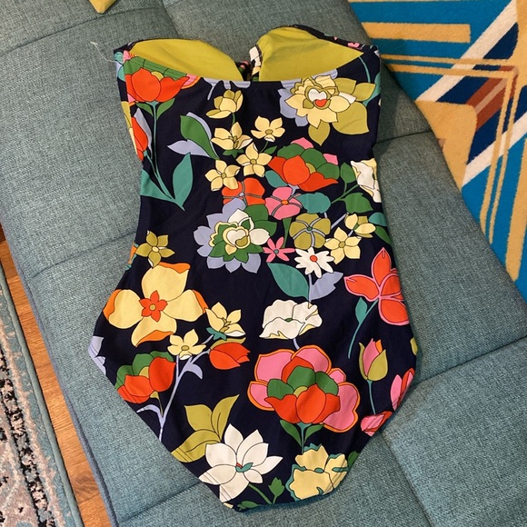 NWT Kate Spade ♠️ Flower Bed Bandeau One-piece Swimsuit Size Large - Picture 8 of 9